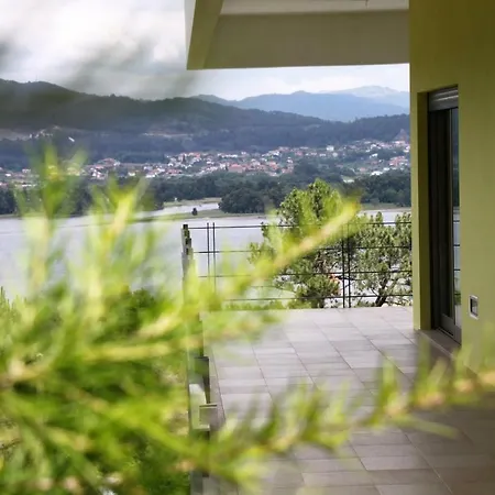 بيت للعطل Encosta Do Rio Minho