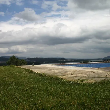 Encosta Do Rio Minho بيت للعطل كامينيا